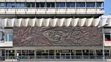 DDR.Architektur: Relief in Mitte