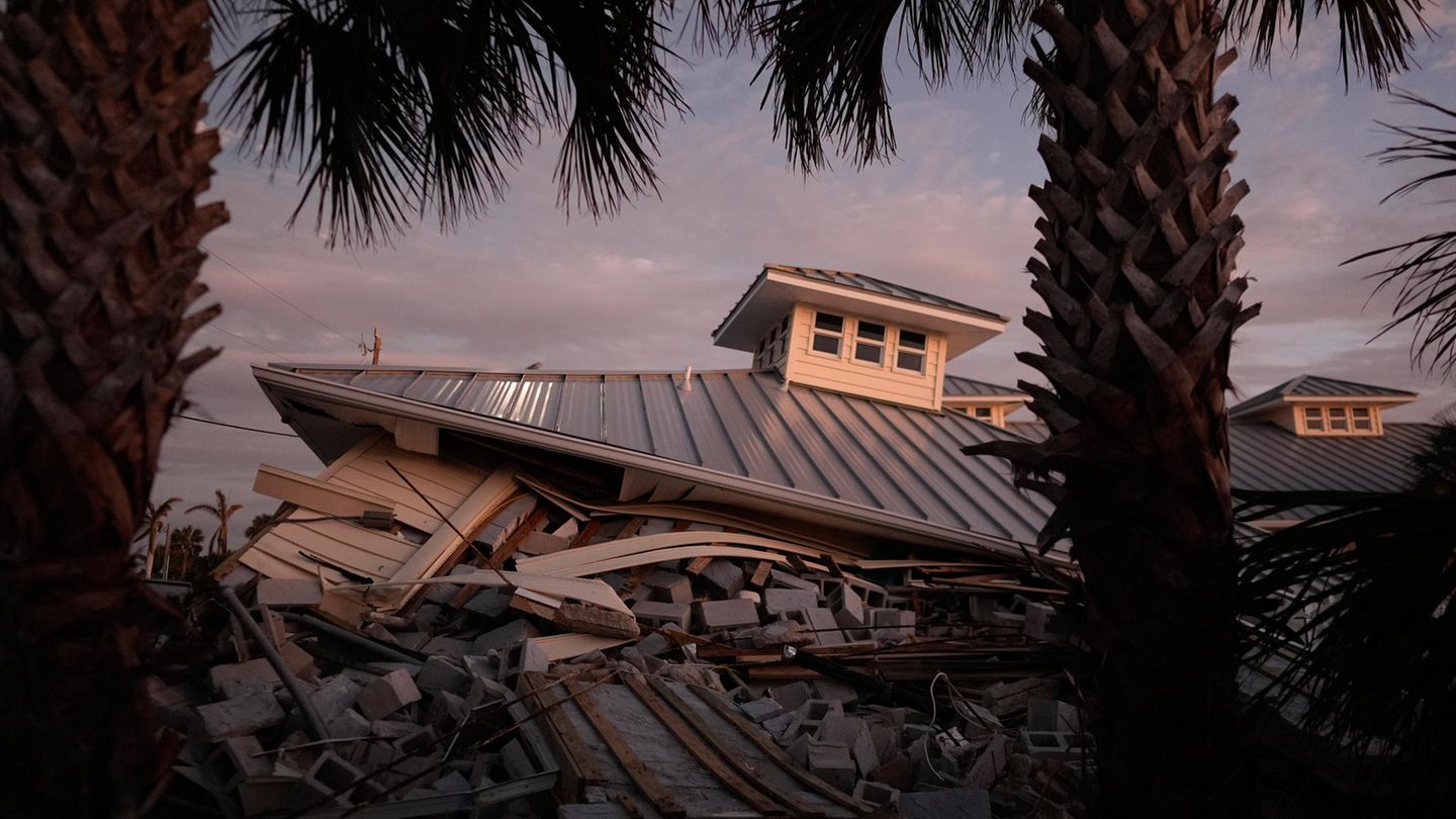 Im September fegt "Helene" über die amerikanische Ostküste hinweg. Mehr als 230 Todesopfer sind zu beklagen. Nach Hurrikan "Katrina" im Jahr 2005 gilt nun "Helene" als der folgenschwerste Sturm in der Region seit 50 Jahren. Zwei Wochen später verwüstet "Milton" den Bundesstaat Florida. Millionen Haushalte sind zeitweise ohne Strom. Die Behörden befürchten einen Jahrhundertsturm. Doch der bleibt diesmal aus