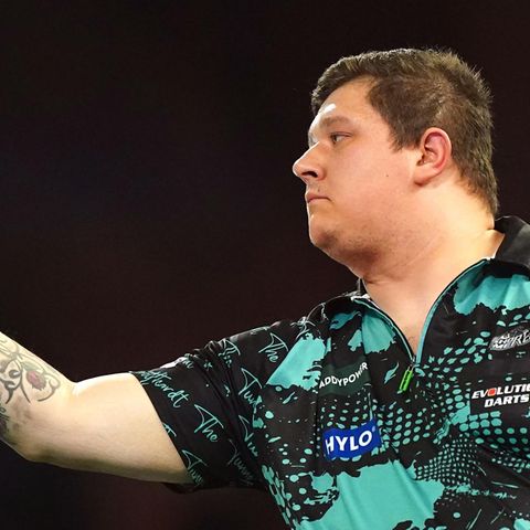 Kai Gotthardt wirft bei der Darts-WM einen Pfeil