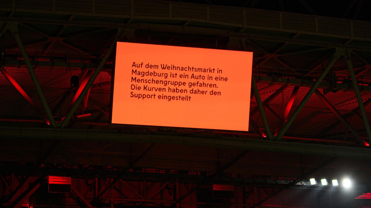 Während in Magdeburg der Rettungseinsatz läuft, spielt der 1. FC Magdeburg in der 2. Fußball-Bundesliga bei Fortuna Düsseldorf. Die Fans werden über die Ereignisse auf dem Weihnachtsmarkt informiert – und stellen den Support ein