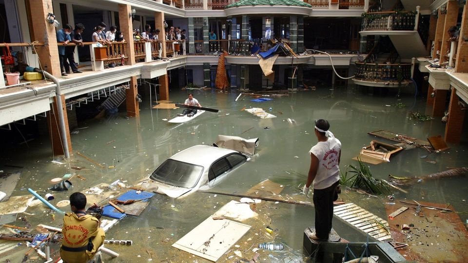 Tsunami im Indischen Ozean 2004: Bilder der Katastrophe vor 20 Jahren ...