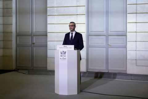 Bekanntgabe der neuen Regierung