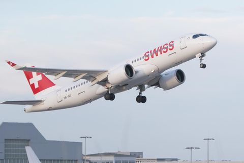 Ein Crew-Mitglied der Swiss-Maschine erlitt offenbar eine schwere Rauchvergiftung