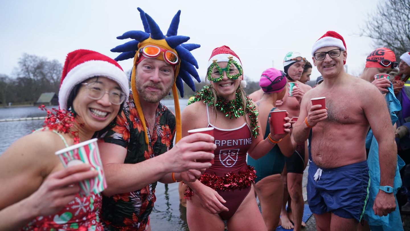 Weihnachten Anbaden Weihnachtsbaden
