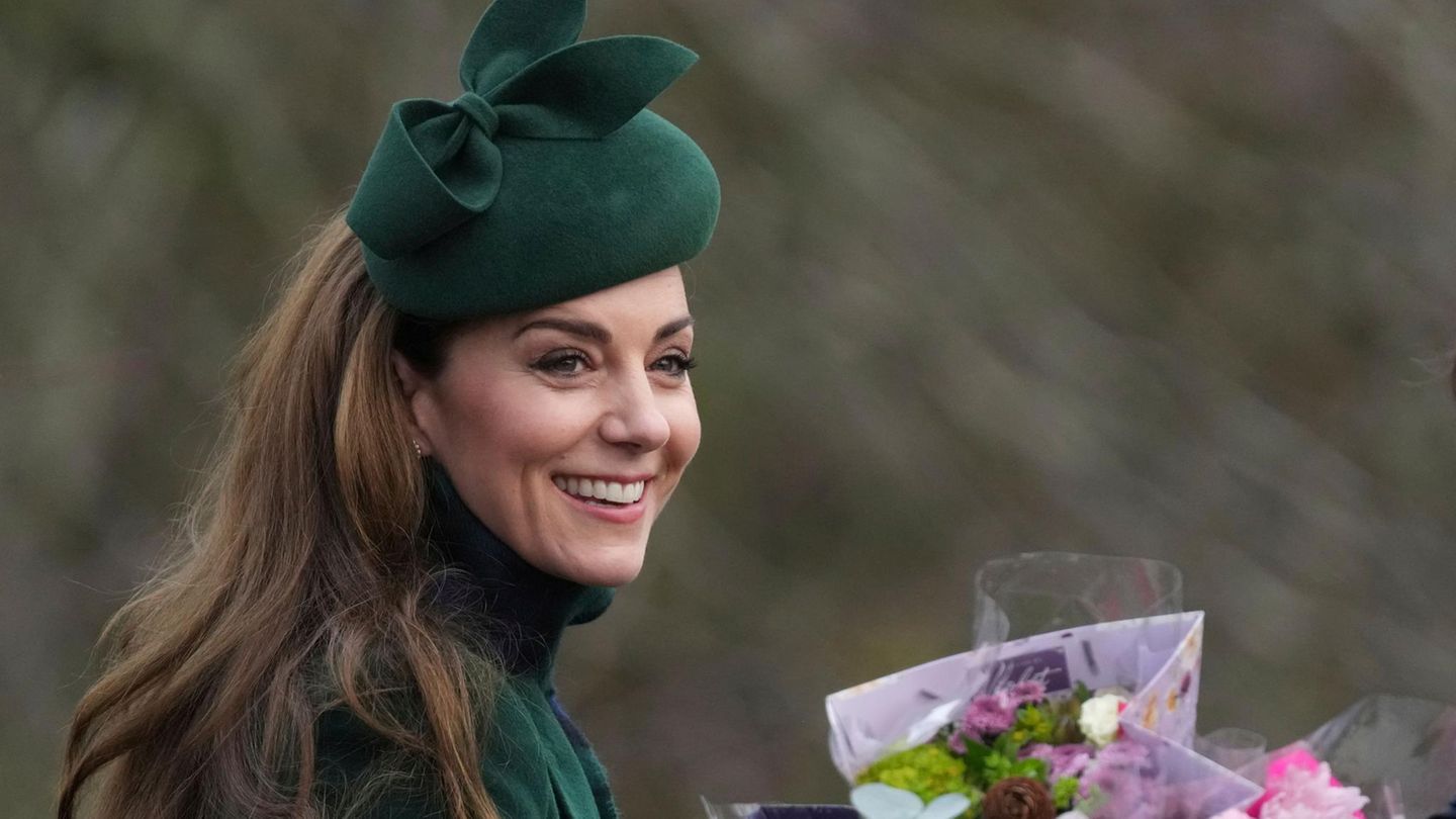 Prinzessin Kate lächelt