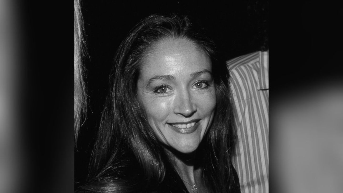 Olivia Hussey: Romeo and Juliet actress dies aged 74