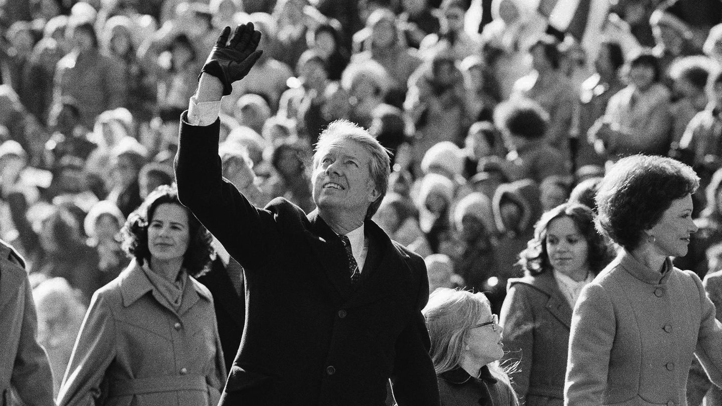 Mourning for Carter: “The world has lost a humanist”