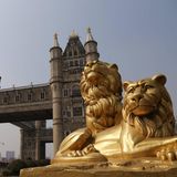 Die Tower Bridge in China