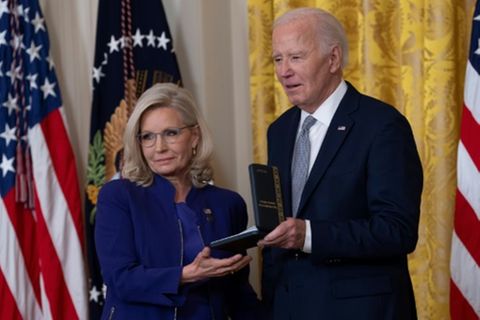 Cheney und Biden bei der Verleihungszeremonie im Weißen Haus