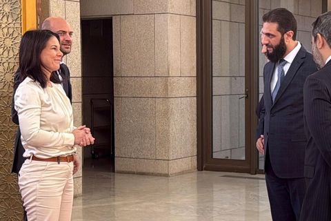 Außenministerin Annalena Baerbock trifft sich mit dem neuen syrischen Machthaber Ahmed al-Scharaa