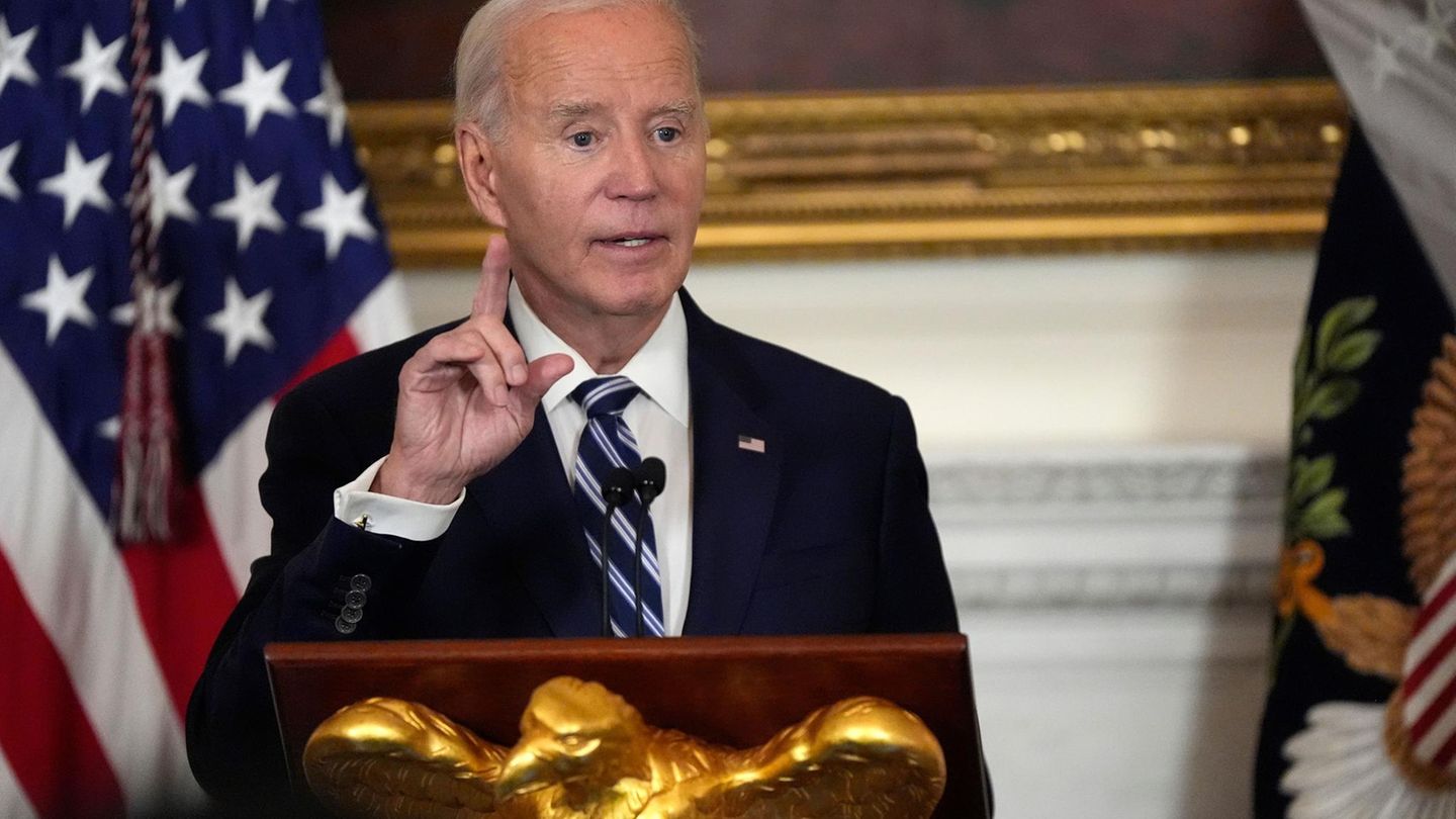 According to Biden, the storming of the Capitol must not be “rewritten.”