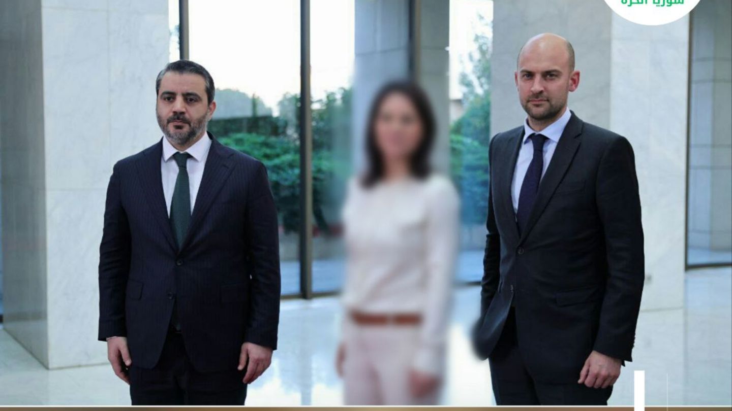 Annalena Baerbock pixelated in photos from the Syrian Telegram service