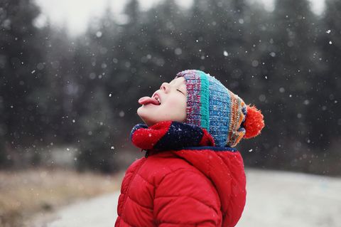 Gut zu wissen: Lecker Schnee? Geht so. Warum man lieber nicht zu viel von ihm essen sollte