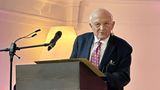 Am 3. Januar verstarb der Verleger im Alter von 92 Jahren in München. 1961 trat er in den väterlichen Verlag ein. Mehrere Jahre war er als Richter und Staatsanwalt in München tätig, kehrte Anfang der 70er Jahre in den Verlag zurück und übernahm als Verleger das rechts- und wirtschaftswissenschaftliche Programm. Den Verlag C.H.Beck gibt es seit 1763