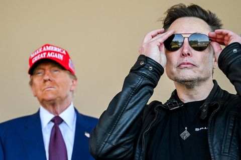 "First Buddies" Elon Musk (r.) und Donald Trump (l.)