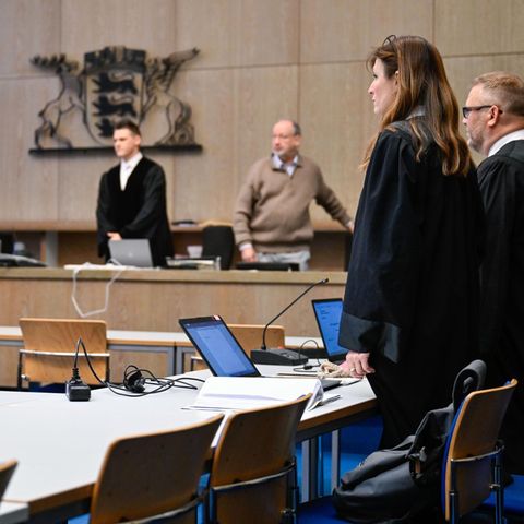 Der Gerichtssaal im Landgericht Mannheim am ersten Verhandlungstag im Prozess um den Doppelmord an zwei Ukrainerinnen