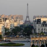 Eine Nachbildung des Eiffelturms in Tianducheng