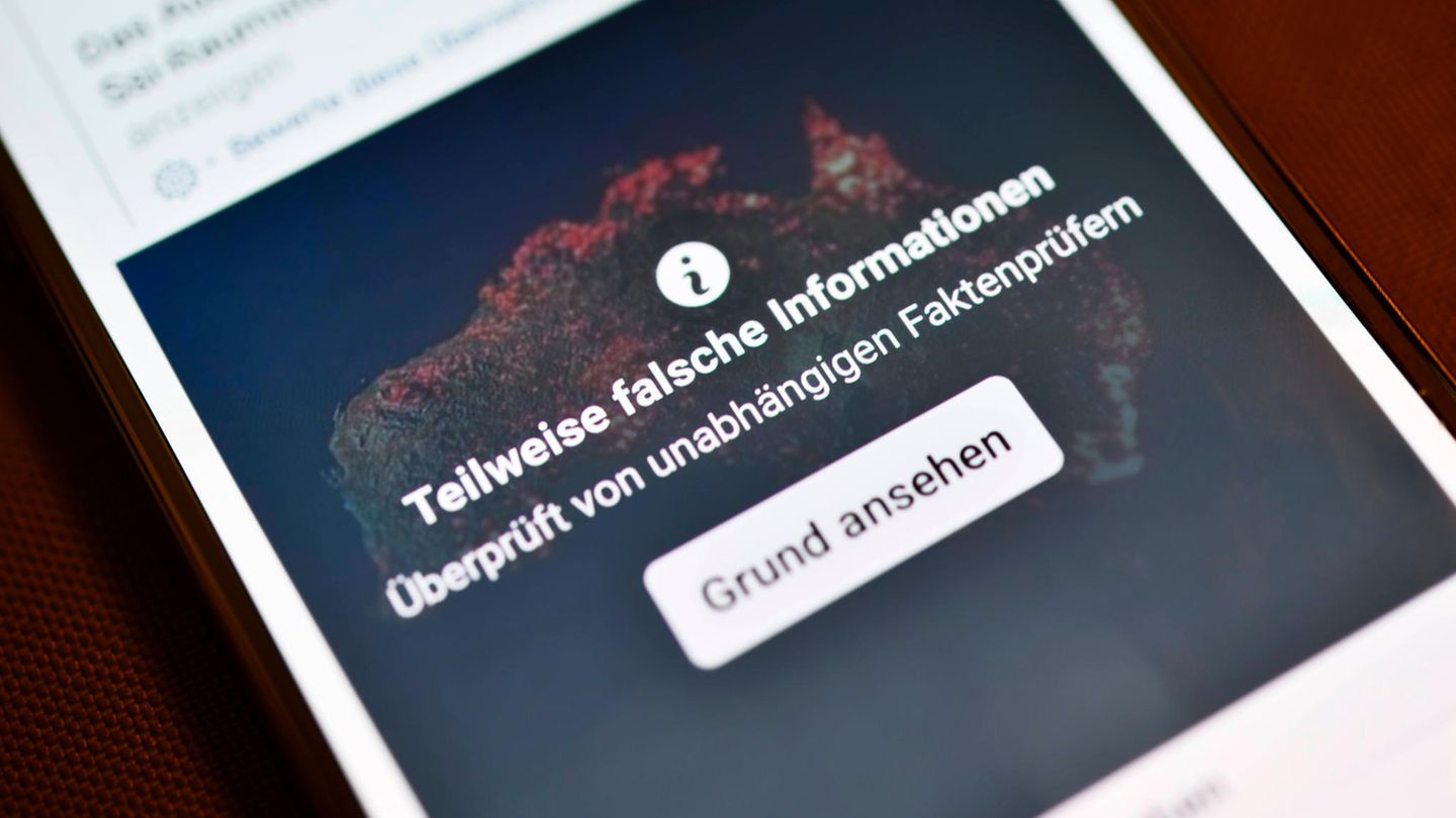Meta: Ein Facebook-Post ist von Faktencheckern gekennzeichnet, weil er "teilweise falsche Informationen" enthält
