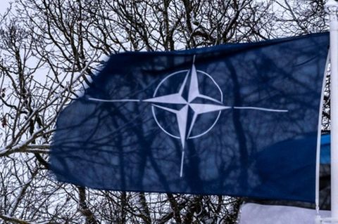 Nato-Flagge
