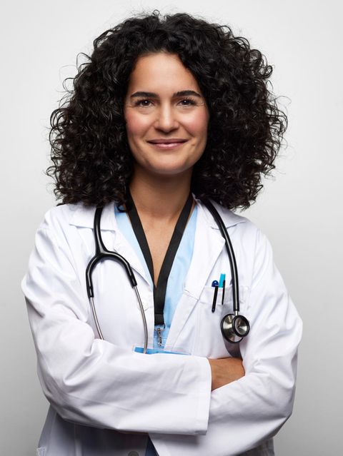 Mittleres Gehalt aller Beschäftigten: 98.750 Euro  Beispiel-Jobtitel  Oberarzt/Oberärztin: 130.750 Euro  Facharzt/Fachärztin: 97.000 Euro  Arzt/Ärztin: 91.250 Euro  Assistenzarzt/Assistenzärztin: 65.250 Euro  Zahnarzt/Zahnärztin: 64.500 Euro   