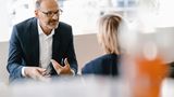 Mittleres Gehalt aller Beschäftigten: 58.250 Euro  Beispiel-Berufe  Senior Consultant: 77.250 Euro  Unternehmensberater/-beraterin: 70.750 Euro  Business Analyst: 64.000 Euro  Consultant: 57.750 Euro  Arbeitsvorbereiter/-in: 50.500 Euro
