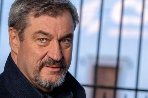 Nahaufnahme von Markus Söder, der in die Kamera blickt