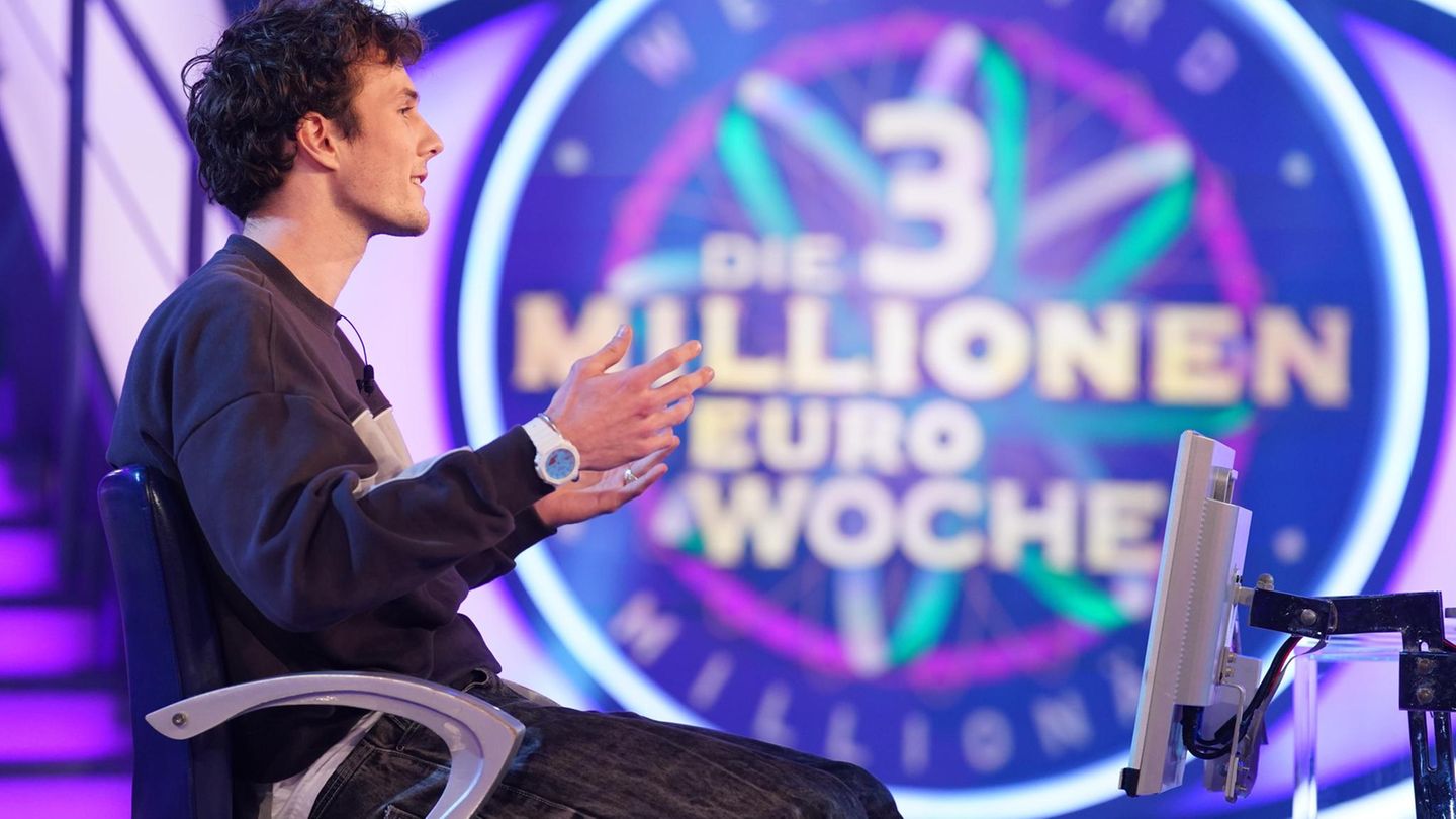 Julius Croonen auf dem Ratestuhl bei "Wer wird Millionär?"