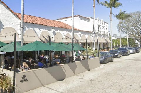 Anders als der Name vermuten lässt, bietet das zentral im Stadtteil Palisades gelegene "Café Vida" vor allem warme Küche an. Auf Burger, Bowls und Salate werden die Gäste nun längere Zeit verzichten müssen. Das an der Ecke Sunset Boulevard/Antioch Street gelegene Gebäude, ...