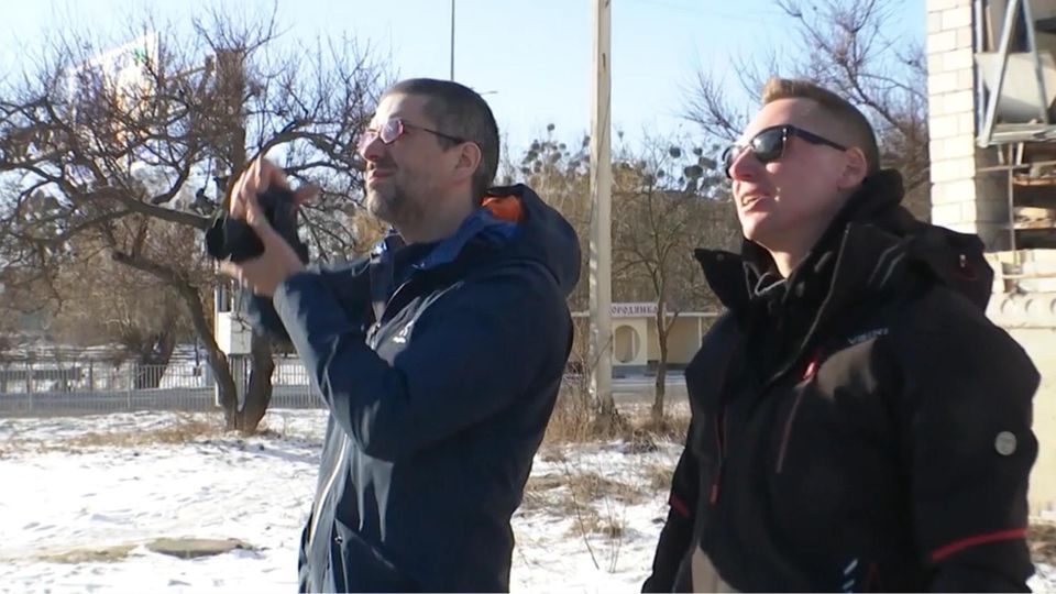 Kriegstourist Urlaub im Kriegsgebiet: Katastrophentouristen reisen in die Ukraine