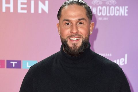 Dschungelcamp-Star Maurice Dziwak und Partnerin Leandra sind Eltern geworden.