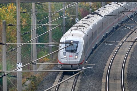 Ein Zug der Deutschen Bahn