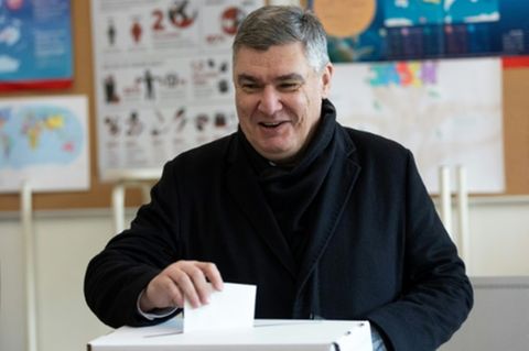 Zoran Milanovic am Sonntag in seinem Wahllokal