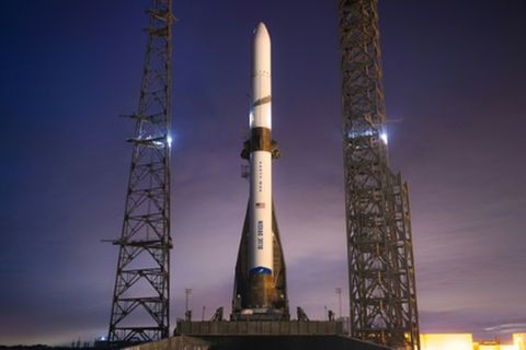 Die New-Glenn-Rakete auf der Startrampe in Cape Canaveral