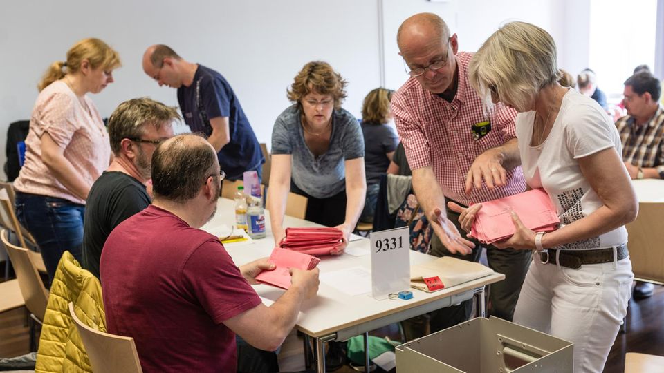 Wie Kann Man Briefwahl Beantragen Briefwahl: So geht der Antrag und diese Fristen sind wichtig | STERN.de