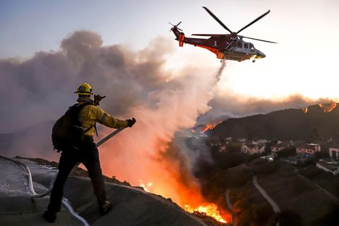 Tausende Einsatzkräfte kämpfen in Los Angeles seit einer Woche gegen die Flammenhölle, oft unter Einsatz ihres Lebens