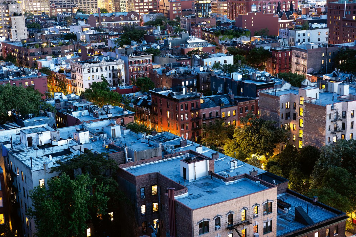 Hohe Häuser in New York von oben fotografiert