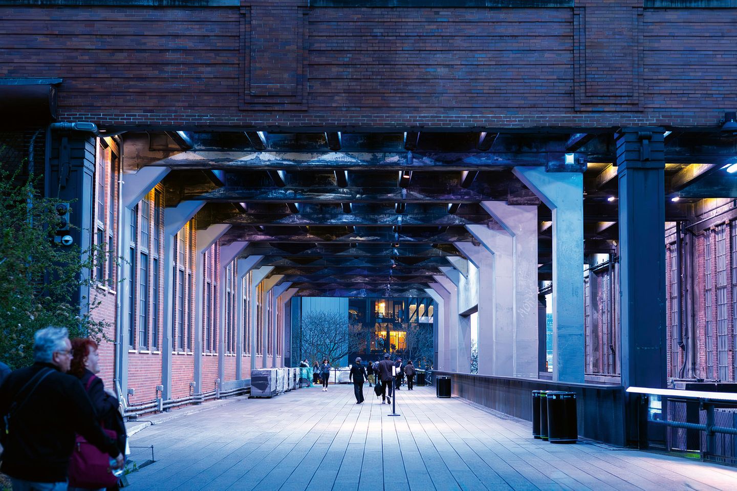 Eine Überdachte Stelle der Highline New York