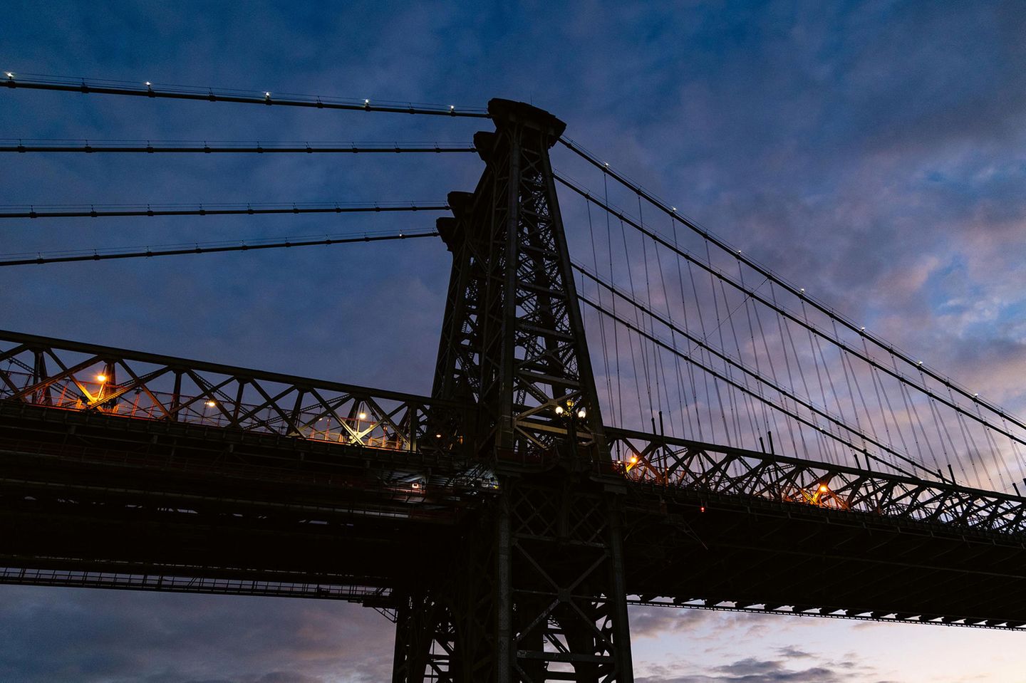 Die "Williamsburg Bridge" in New York City