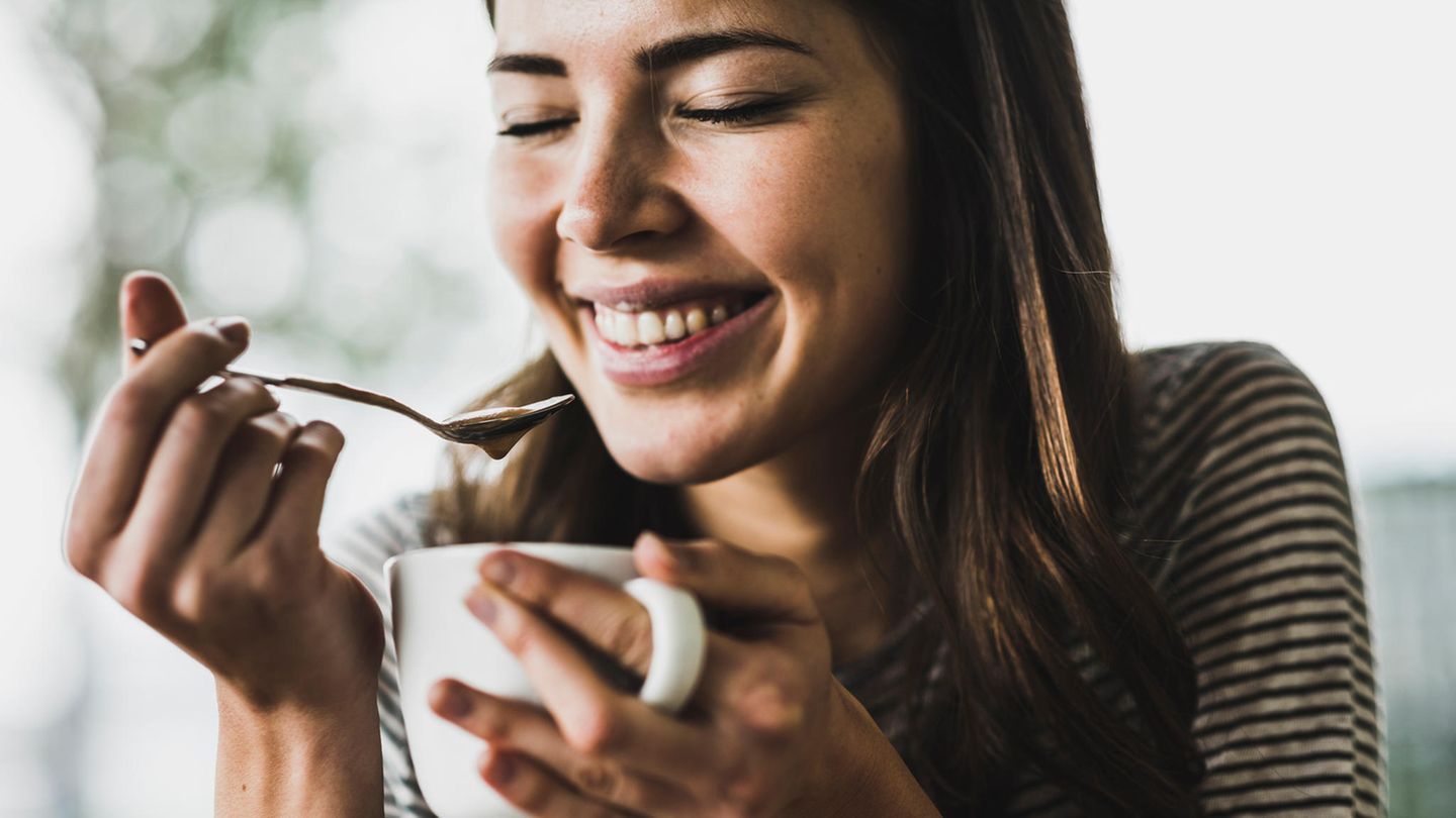 Wachmacher per Knopfdruck: Kaffeevollautomat von De'Longhi im Angebot: Wie heiß ist der Preis?