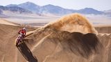 Der Moment der Wahrheit: Ein Teilnehmer kämpft sich mit seinem Motorcross durch die unbarmherzige Sandwüste Saudi-Arabiens