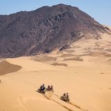 Das Trio macht sich gemeinsam auf den Weg zum Ziel