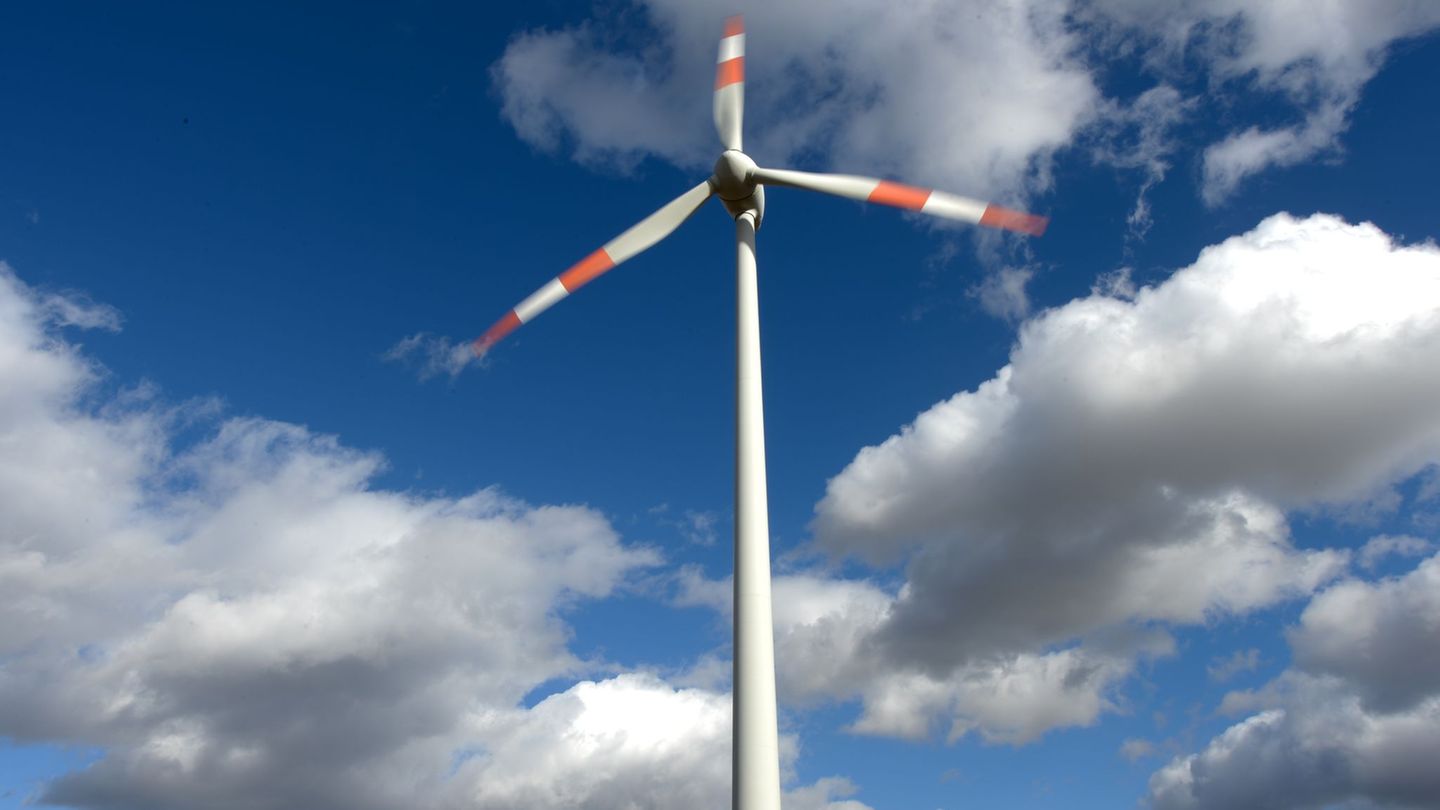 Erneuerbare Energien: Windkraftausbau: Hessen bei Ländervergleich im Mittelfeld