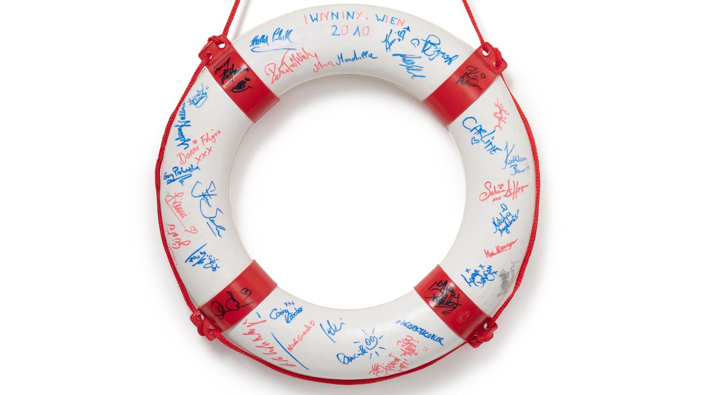 Ein Rettungsring aus dem Udo-Jürgens-Musical "Ich war noch niemals in New York"