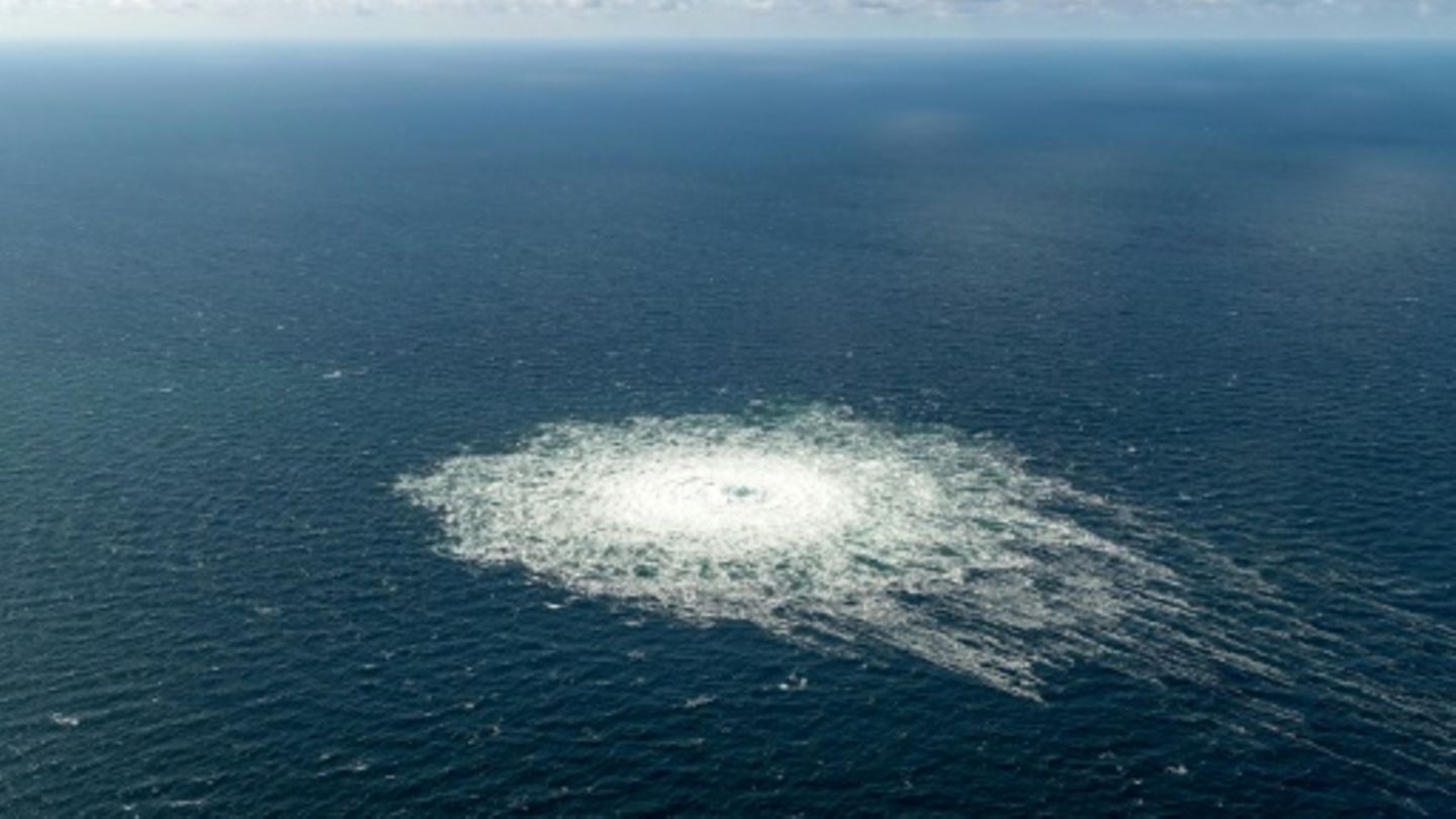 Gasaustritt nach Explosion an Nord-Stream-Pipeline