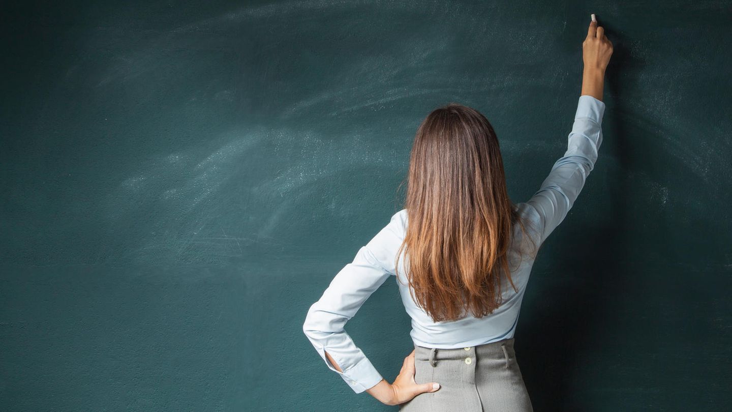 Lehrerin wegen Missbrauch verhaftet