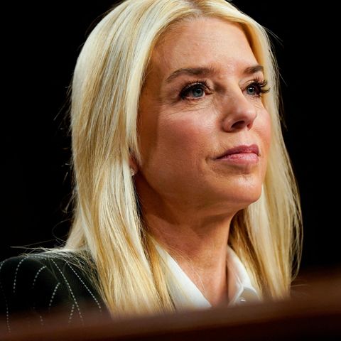 Donald Trumps gewünschter Kandidat für das Justizministerium Pam Bondi bei einer Anhörung