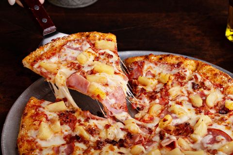 Eine Ananaspizza