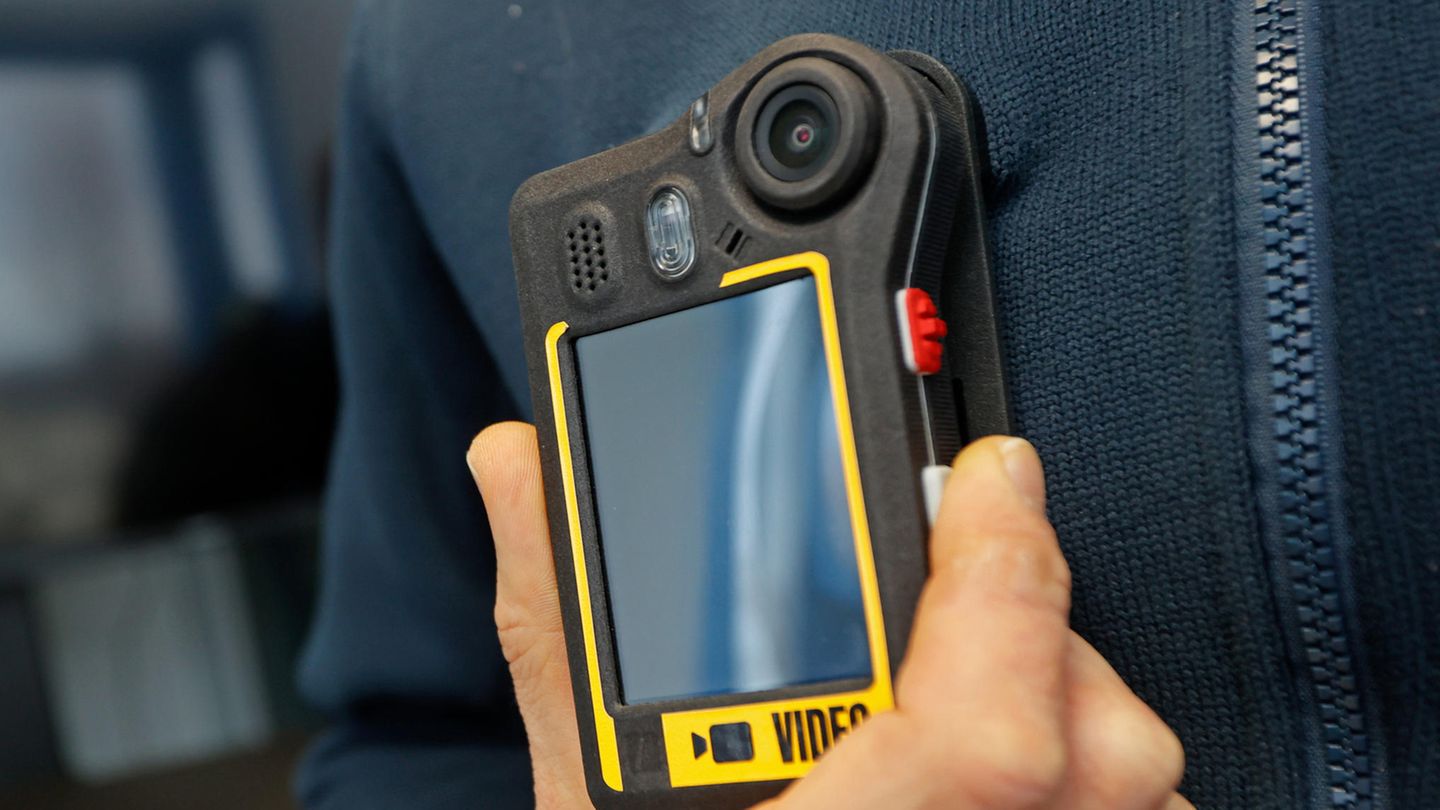 Sicherheit-Immer-mehr-Gewalt-Dortmunder-Klinik-will-Personal-mit-Bodycams-ausstatten