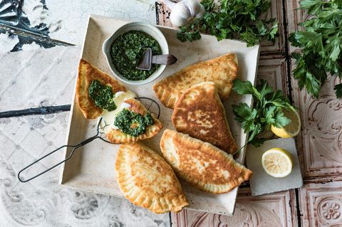 Naan-Brot mit Füllung