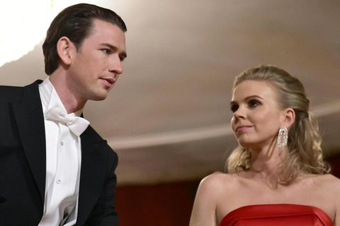 Sebastian Kurz und seine Partnerin Susanne Thier, hier 2019 beim Wiener Opernball